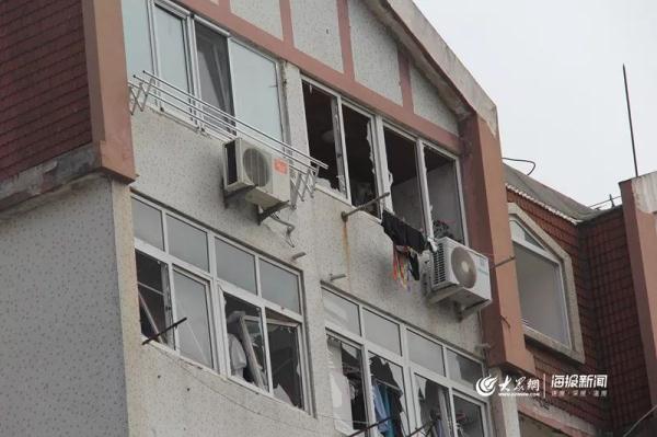 突發(fā)！青島一居民樓發(fā)生爆燃！已造1人死亡，7人受傷！3公里外有震感…