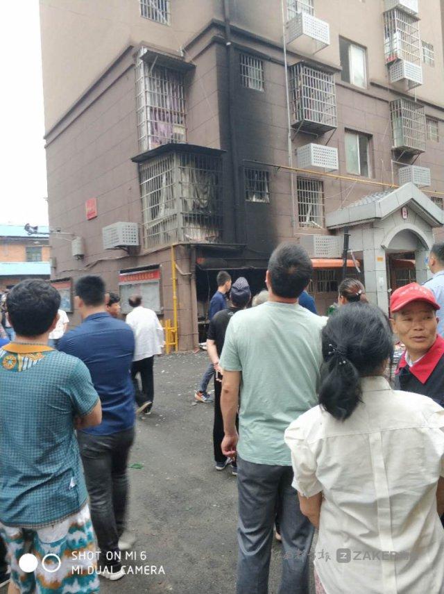 南昌新建區(qū)一小區(qū)煤氣罐爆炸， 4 人受傷